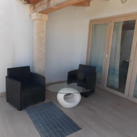Lejlighed Sardinia Seafront House *